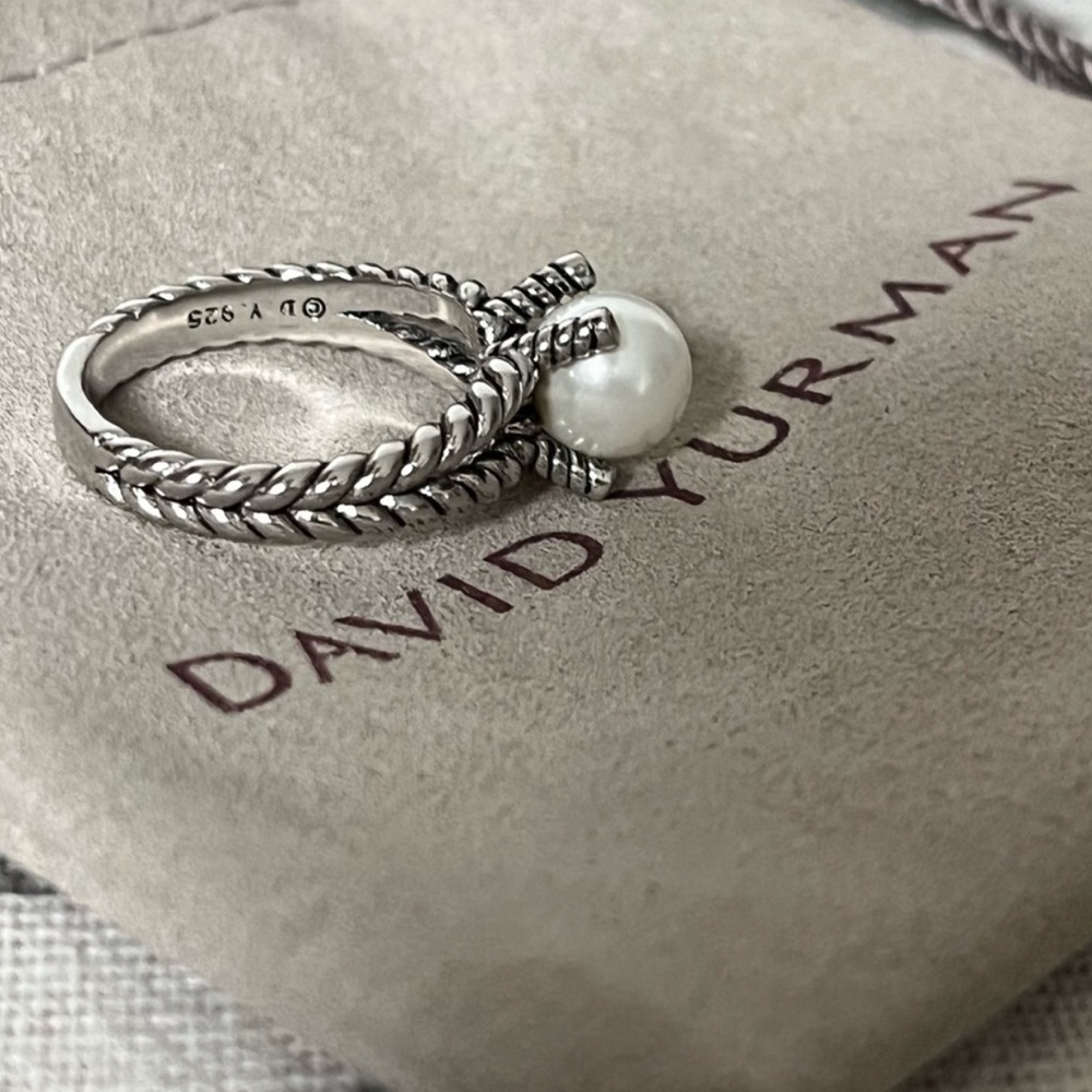 David Yurman Silver Ring with White Pearl sz7 - Picture 3 of 5